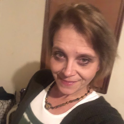 Shelly Wolfe Photo 29