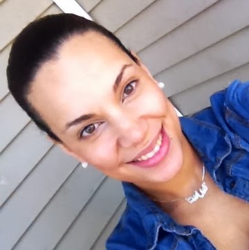 Elizabeth Quinonez Photo 25