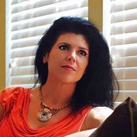 Jennifer Anthony Photo 24