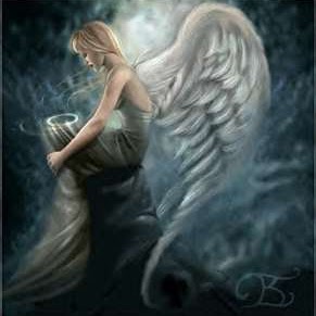 Anne Lowe Photo 35