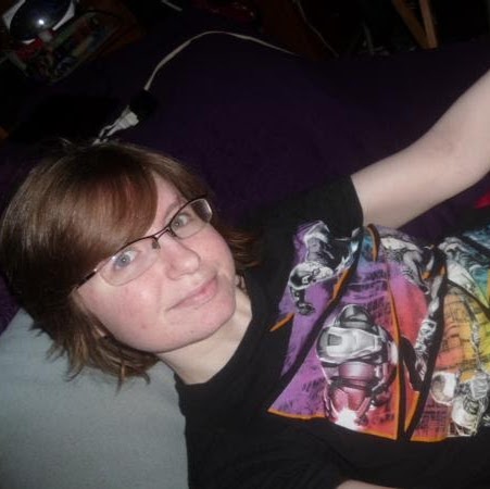 Andrea Decker Photo 35