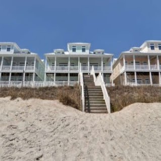 Donna Hogan Photo 7
