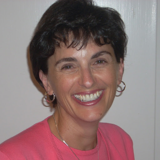 Julie Hankins Photo 33