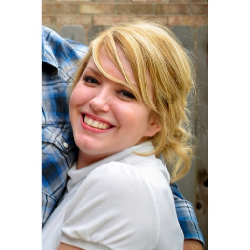 Stephanie Hardy Photo 34