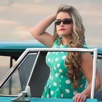 Lora Taylor Photo 15