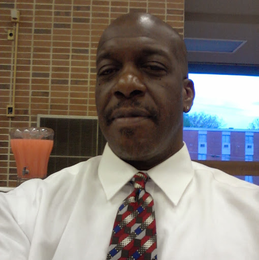 Dee Thomas Photo 42
