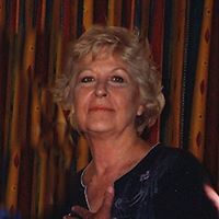 Paula Posey Photo 11