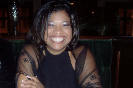 Victoria Adams Photo 18