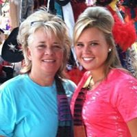 Terri Schuster Photo 7