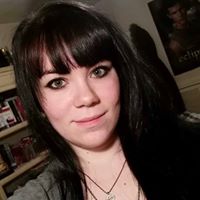 Renee Guthrie Photo 17