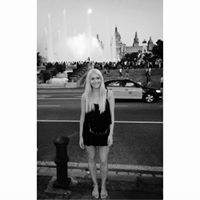 Sarah Lightfoot Photo 38