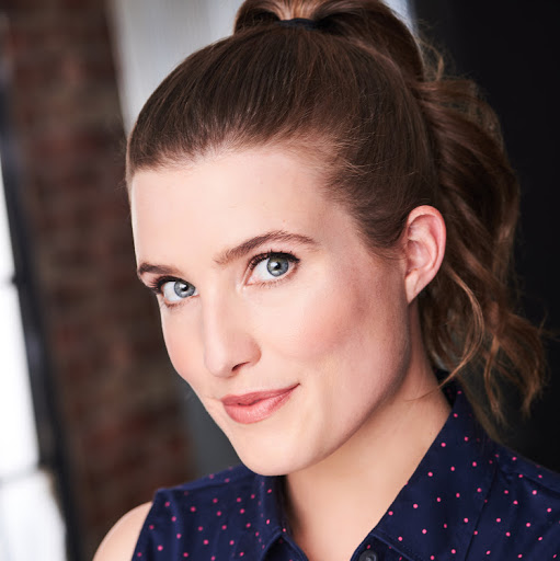 Christina Webb Photo 23