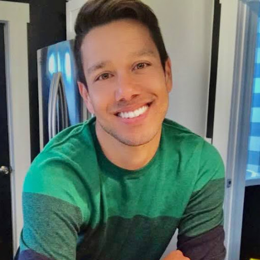 Benjamin Lyons Photo 23