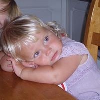 Paula Zachary Photo 7