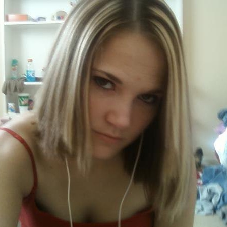 Brandy Young Photo 9