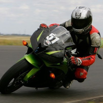Jay Larson Photo 20