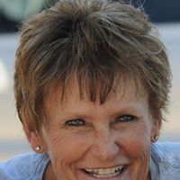 Alice Carter Photo 35