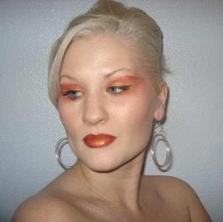 Eva Elliott Photo 7