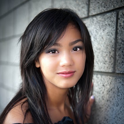 Alicia Donald Photo 20