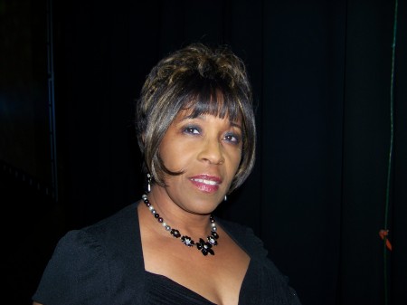 Linda Graham Photo 13