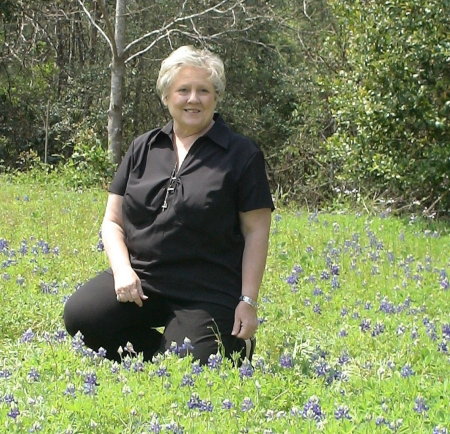 Gloria Adams Photo 38