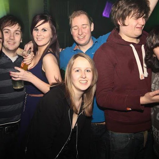 Sarah Beattie Photo 12