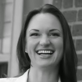 Jennifer Strait Photo 6