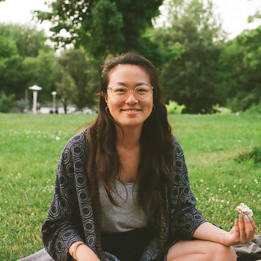 Michelle Huang Photo 14