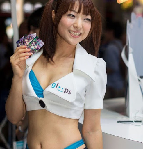 Samantha Liu Photo 20