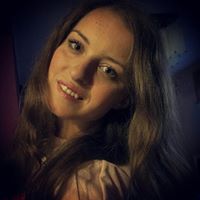 Aleksandra Mazurek Photo 11
