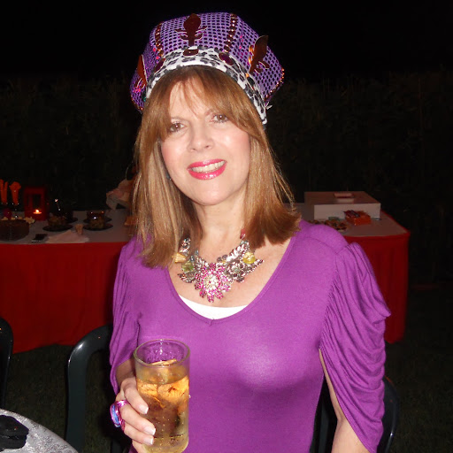 Carmen Kennedy Photo 25