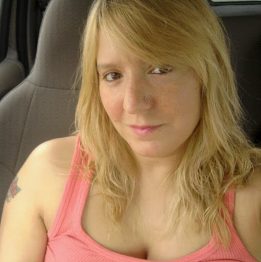 Christina Hodge Photo 35