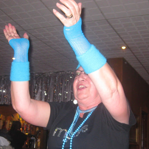 Christine Robson Photo 4