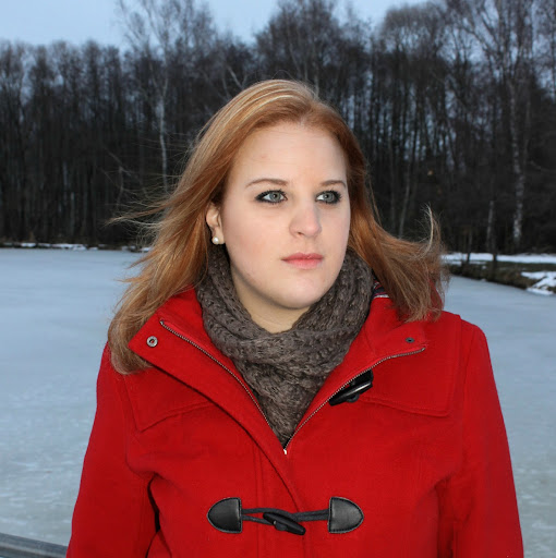 Annabelle Lang Photo 9