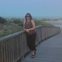 Michelle Reitz Photo 14