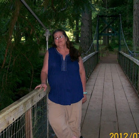 Debbie Simons Photo 33
