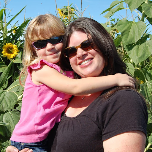 Kim Hanson Photo 25