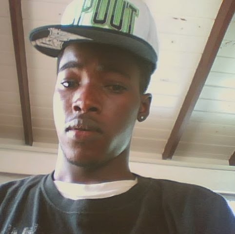 Shaquille Russell Photo 3