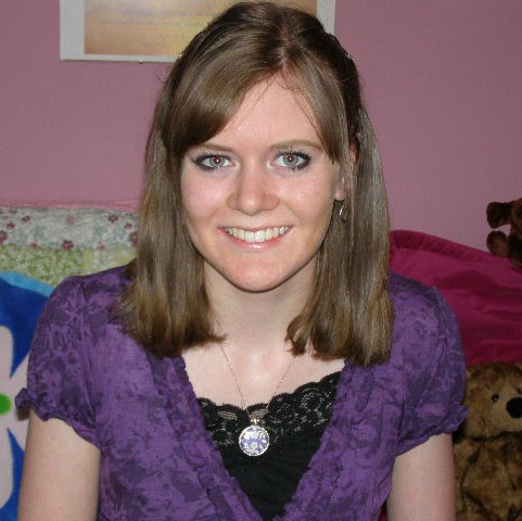Anna Mundy Photo 31
