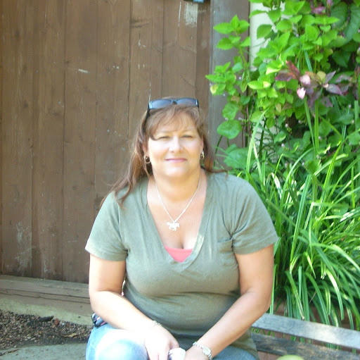 Lisa Wells Photo 25