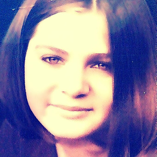 Cassie Newman Photo 8