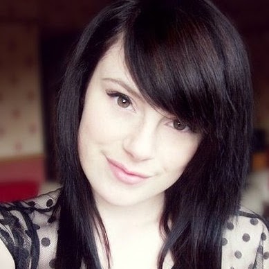 Stephanie Hinton Photo 9