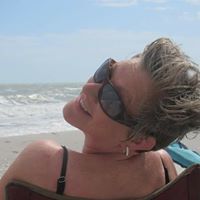 Julia Pate Photo 22