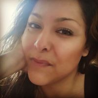 Patricia Flores Photo 13
