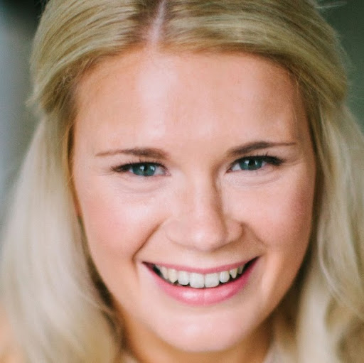 Alice Harrison Photo 19