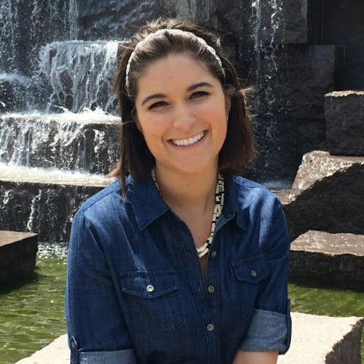 Emily Jones Photo 35