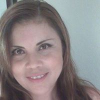 Anna Robles Photo 21