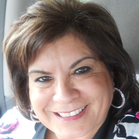 Dora Reyes Photo 14