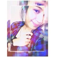 Julianne Hernandez Photo 8