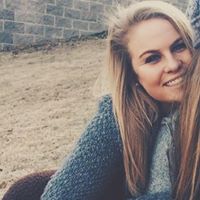 Rachael Howell Photo 19